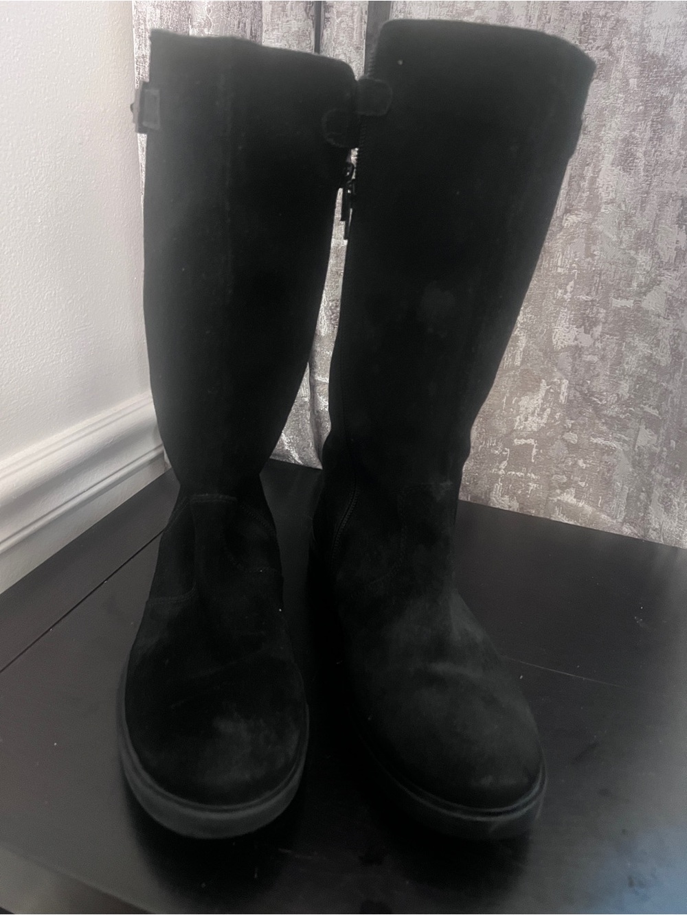 Lands’ End Black Suede Knee High Boots – Size 5